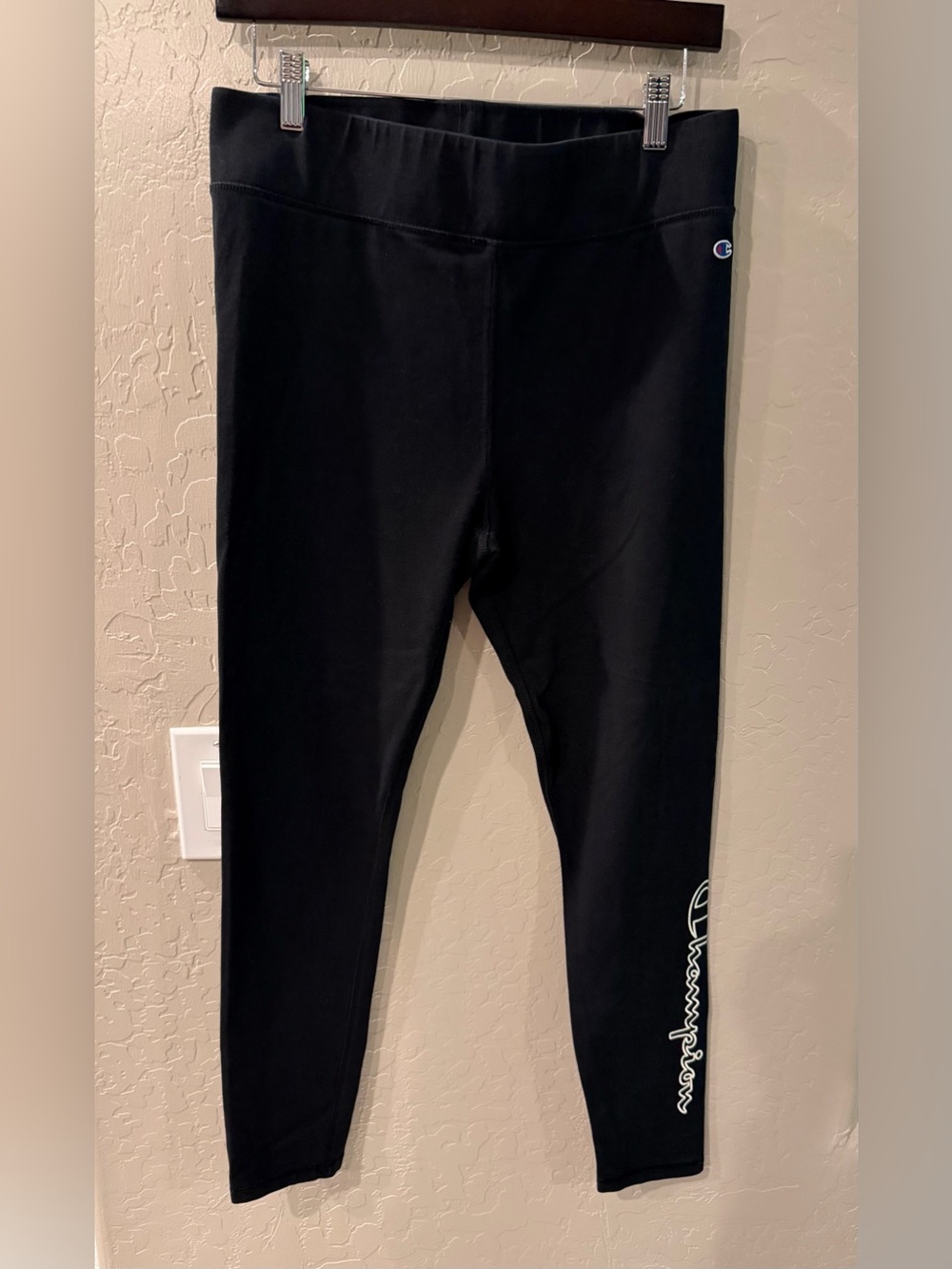 Champion Authentic Athleticwear Women’s Legging (L)
